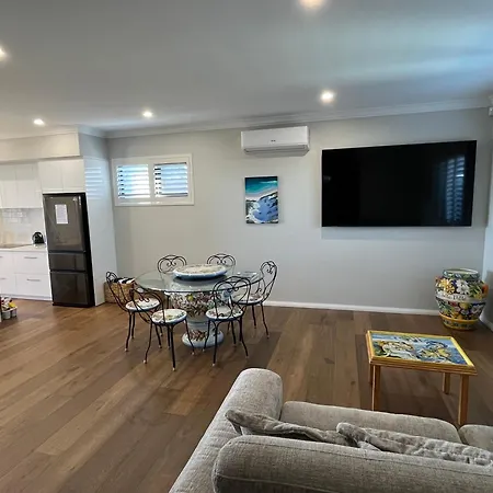 Beach House Perth-2